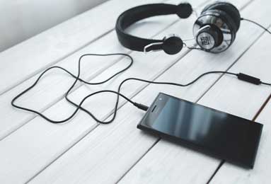 战曼城存疑！姆总被曝新女友